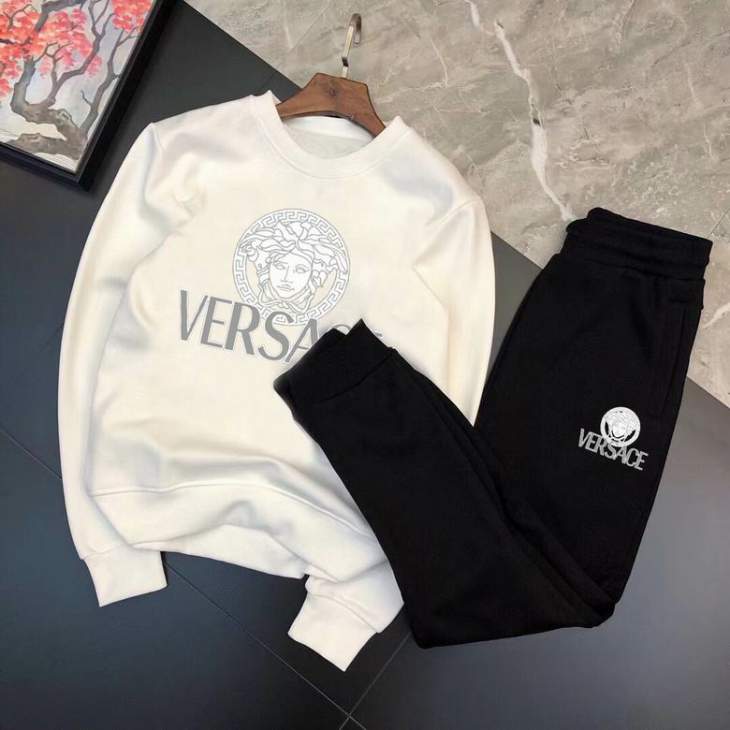 Picture of Versace Sweater Suits _SKUVersaceM-5XLkdtn9143047